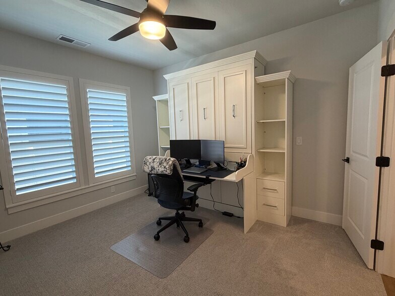 Building Photo - 11687 W Triloba Dr