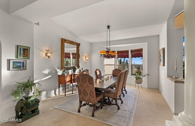 Building Photo - 5910 E Cielo Run S