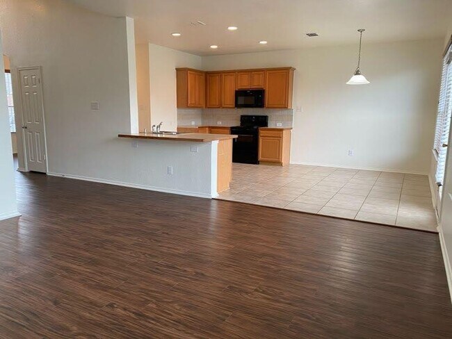 Building Photo - 413 Mystic River Trail