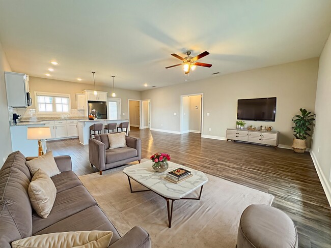 Primary Photo - 93 Stockyard Rd