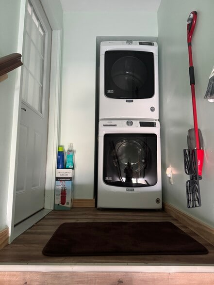 Washer and Dryer - 1832 Campeau St