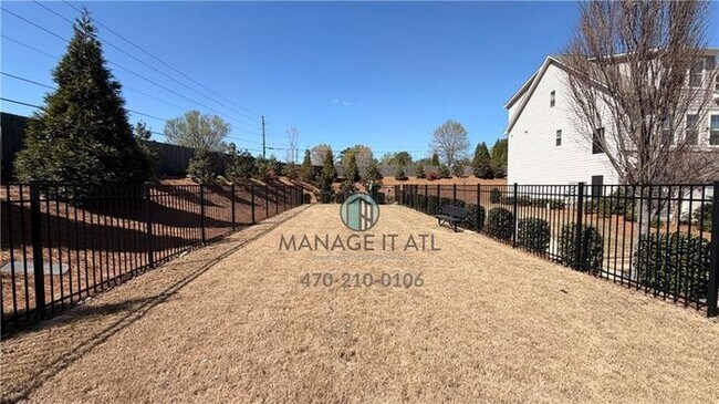 Building Photo - Move-in-ready 3 bedroom townhome in Duluth