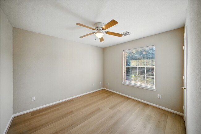Building Photo - 21611 Balsam Brook Ln