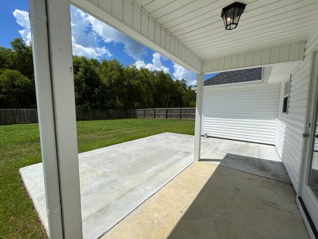 Building Photo - 3276 Kelsee Cir