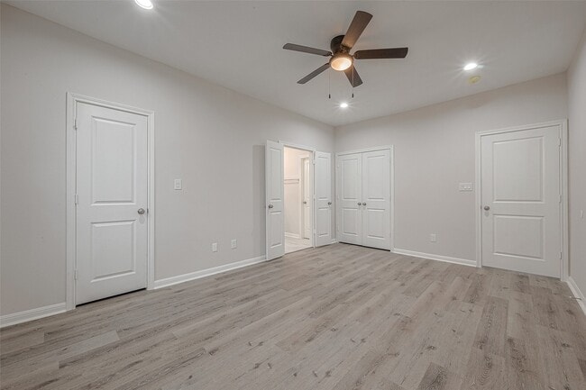 Building Photo - 2528 S Texas Ave