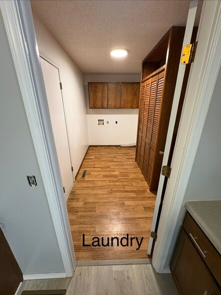 Building Photo - 1021 Cedar St