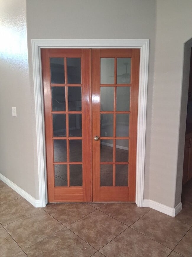 Building Photo - Beautiful Single-Story Home in Pheasant Run – Move-In Ready!