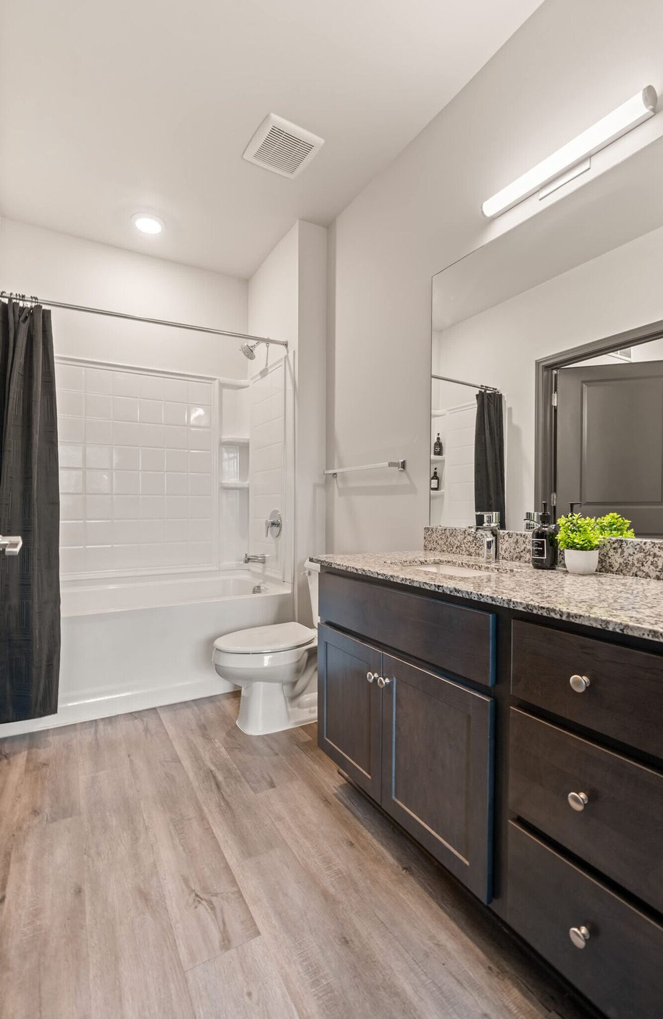 Building Photo - 1540 Dunn Rd