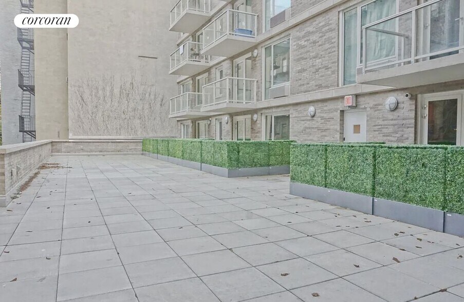 Building Photo - 1627 Park Ave