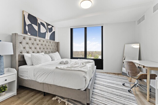 Building Photo - 284 Western Ave