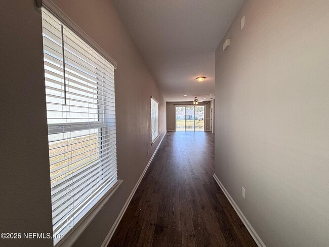 Building Photo - 2860 Copperwood Ave