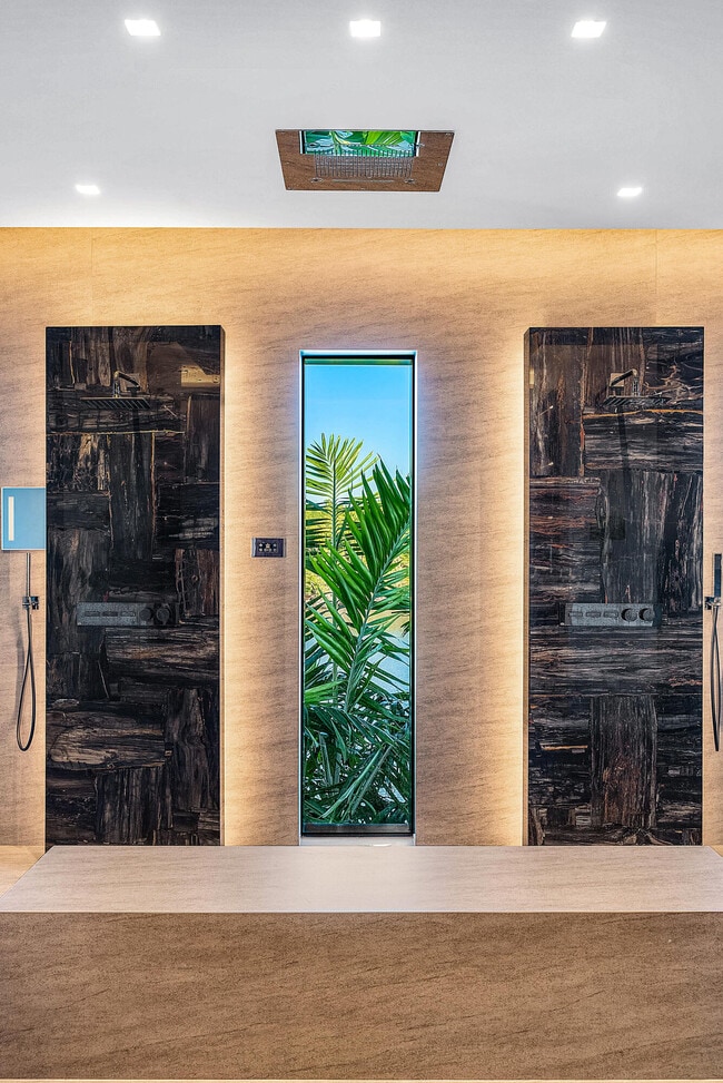 Building Photo - 2934 NE 8th Ave