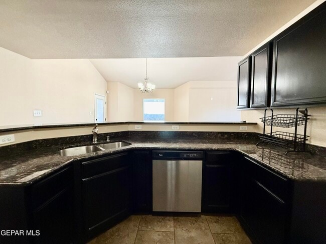 Building Photo - 11353 Bullseye St