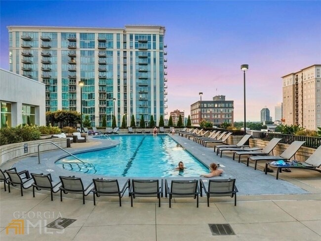 Building Photo - 250 Pharr Rd NE