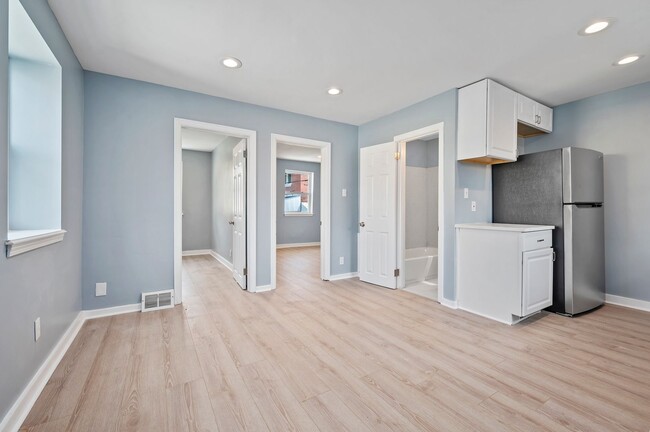 Building Photo - 4631 Torley St