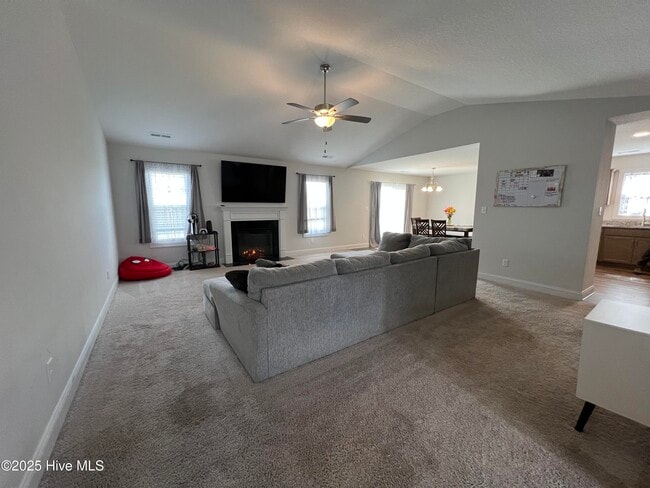Building Photo - 629 Indigo Johnston Dr