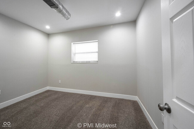 Building Photo - 2060 N Delaware St