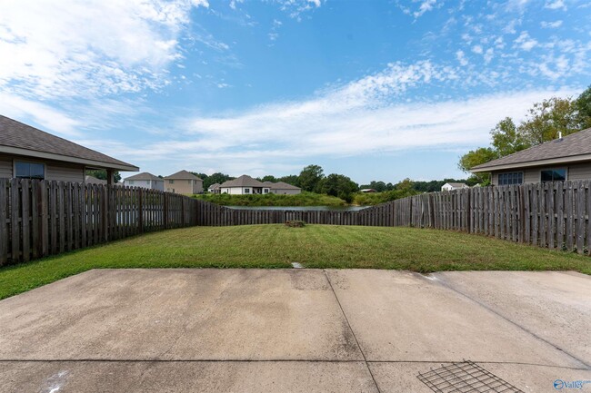 Building Photo - 238 Bermuda Lakes Dr