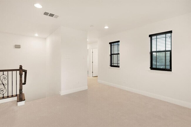 Building Photo - 11125 Bastogne Loop