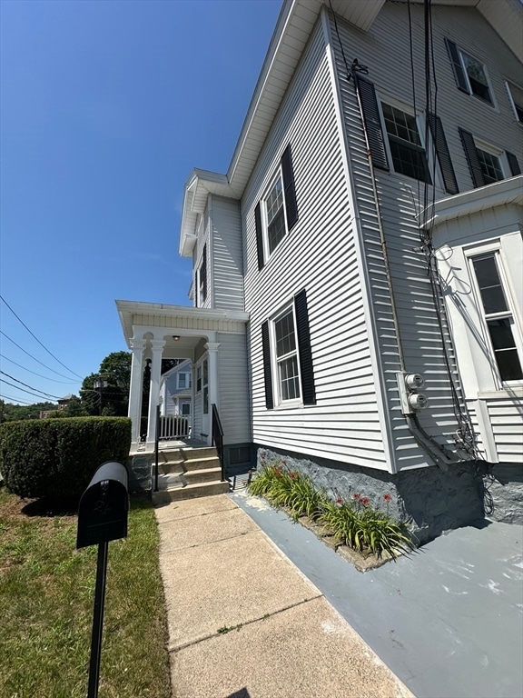 Building Photo - 7 Buxton Ct