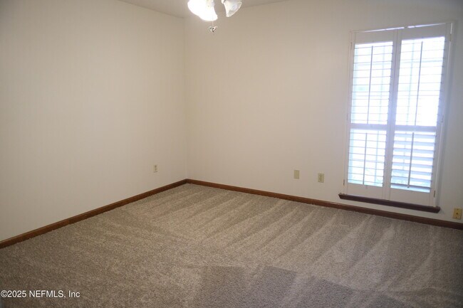 Building Photo - 14282 Hawksmore Ln