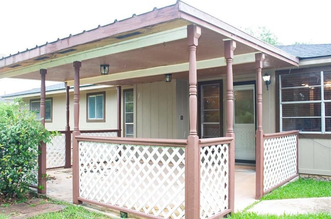 Building Photo - 9495 Landis Dr