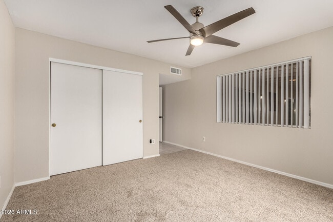 Building Photo - 8802 W Townley Ave