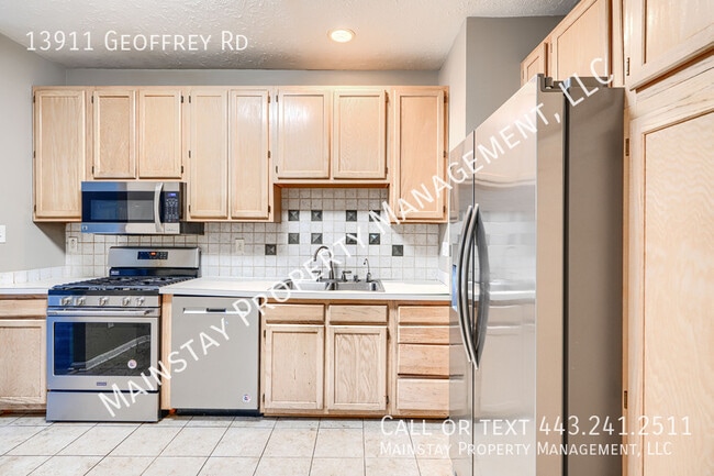 Building Photo - 13911 Geoffrey Rd