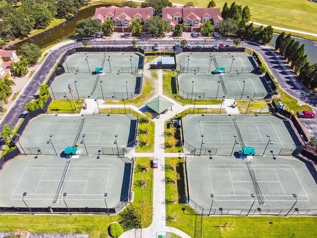 Building Photo - 13920 Clubhouse Dr