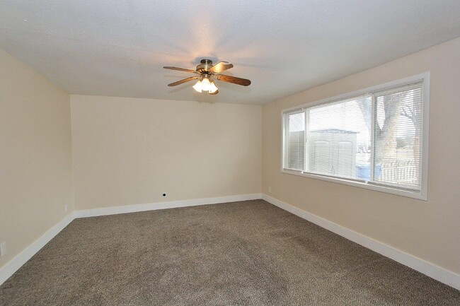 Building Photo - 321 West Blvd. New Plymouth