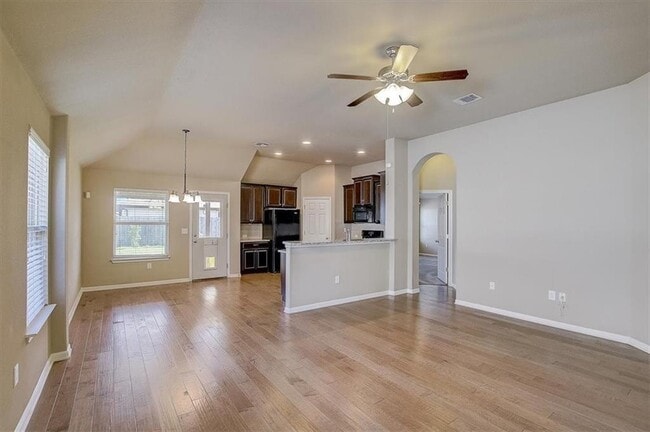 Building Photo - 2005 Alyssas Dr