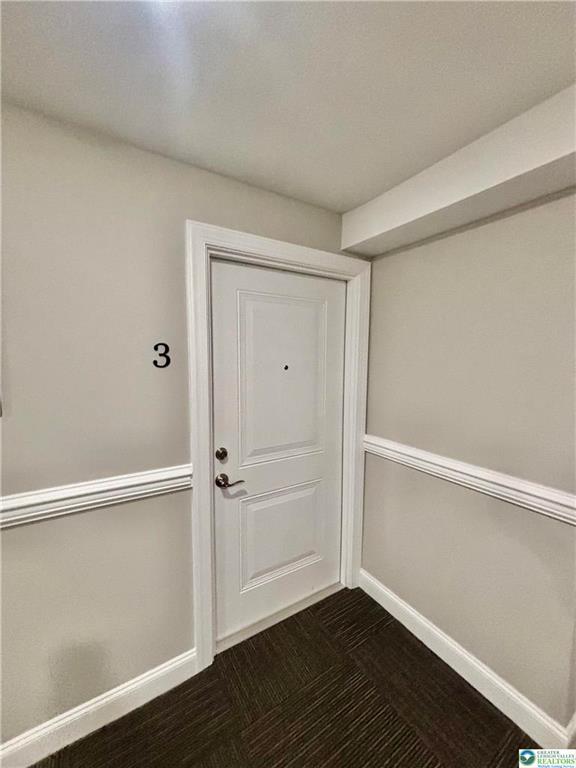 Building Photo - 216 Penn St