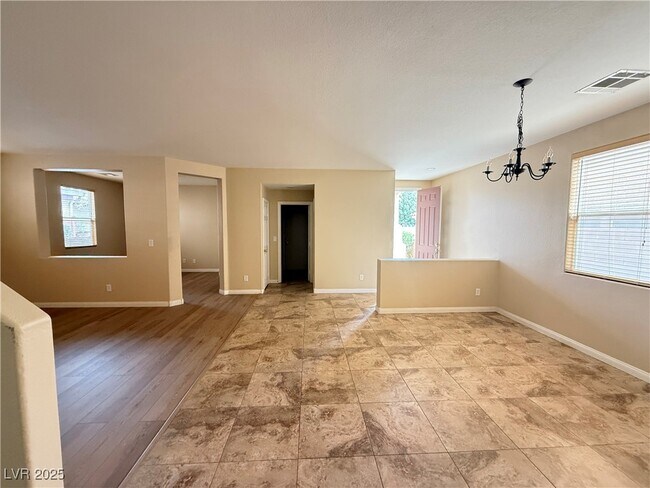 Building Photo - 11613 Villa Malaparte Ave