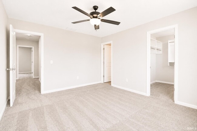 Building Photo - 3561 Canal Square Dr