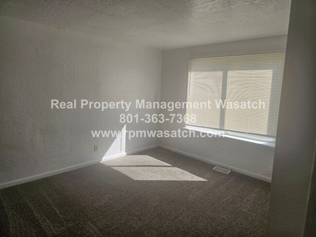 Building Photo - 297 Marvista Ln