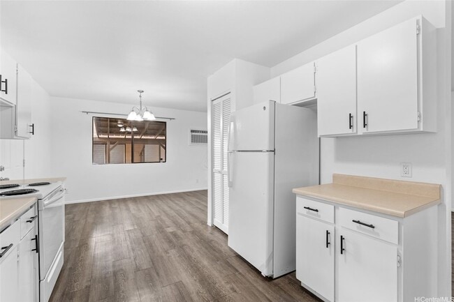 Building Photo - 667 Kamehameha Hwy