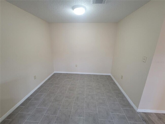 Building Photo - 456 Hunter Cir