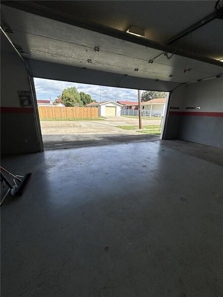 Building Photo - 41 Mason St