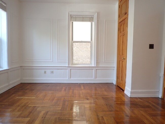 Building Photo - 1022 Carroll St