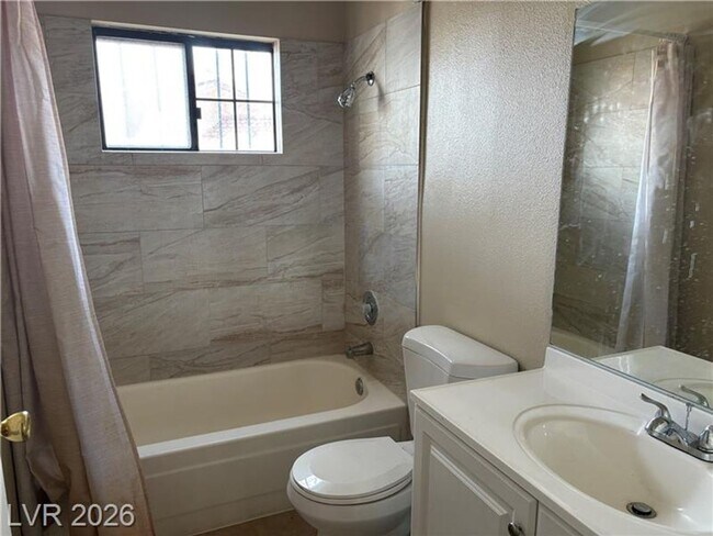 Building Photo - 2080 Karen Ave