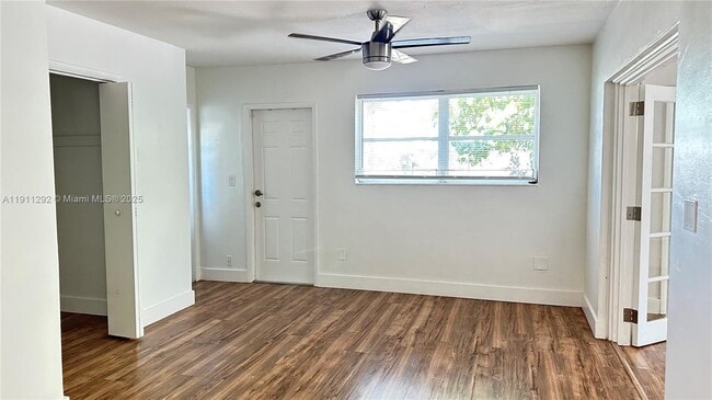 Building Photo - 4460 NE 13th Terrace