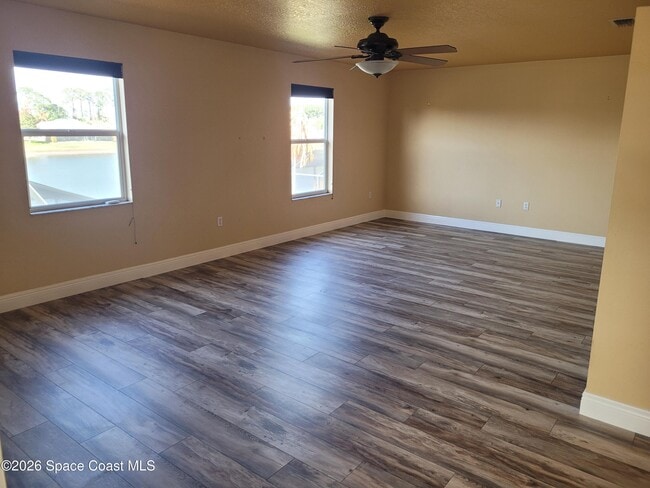 Building Photo - 372 Cobblewood Dr