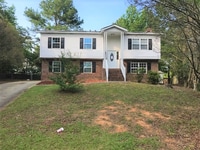 Building Photo - 209 Bayberry Ln
