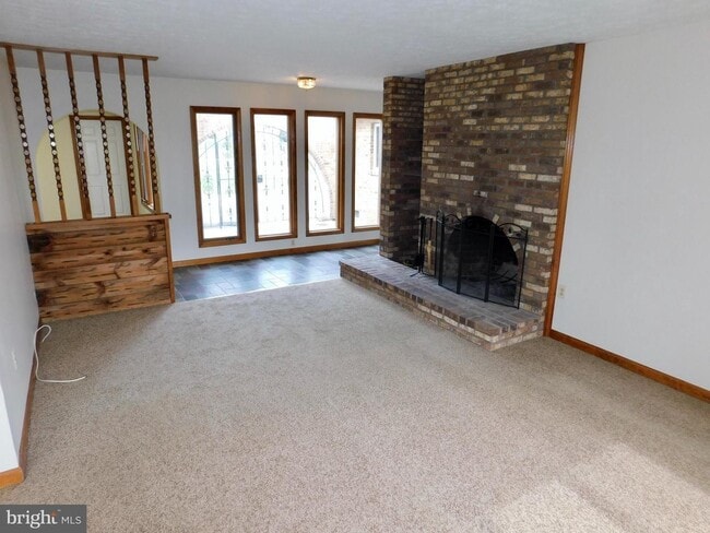 Building Photo - HAVRE DE GRACE - RANCHER WITH GARAGE