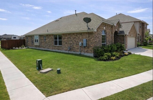 Building Photo - 1052 Hot Spring Valley