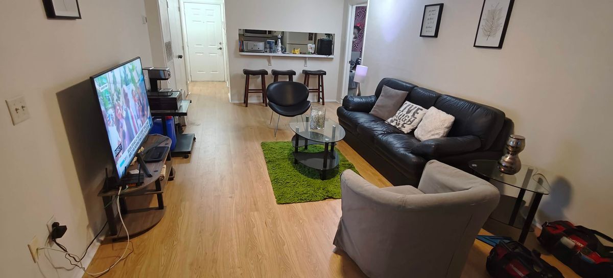 Building Photo - 4000 SW 23rd St