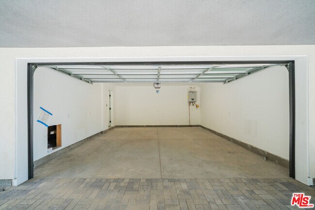 Building Photo - 739 Mariposa Ave