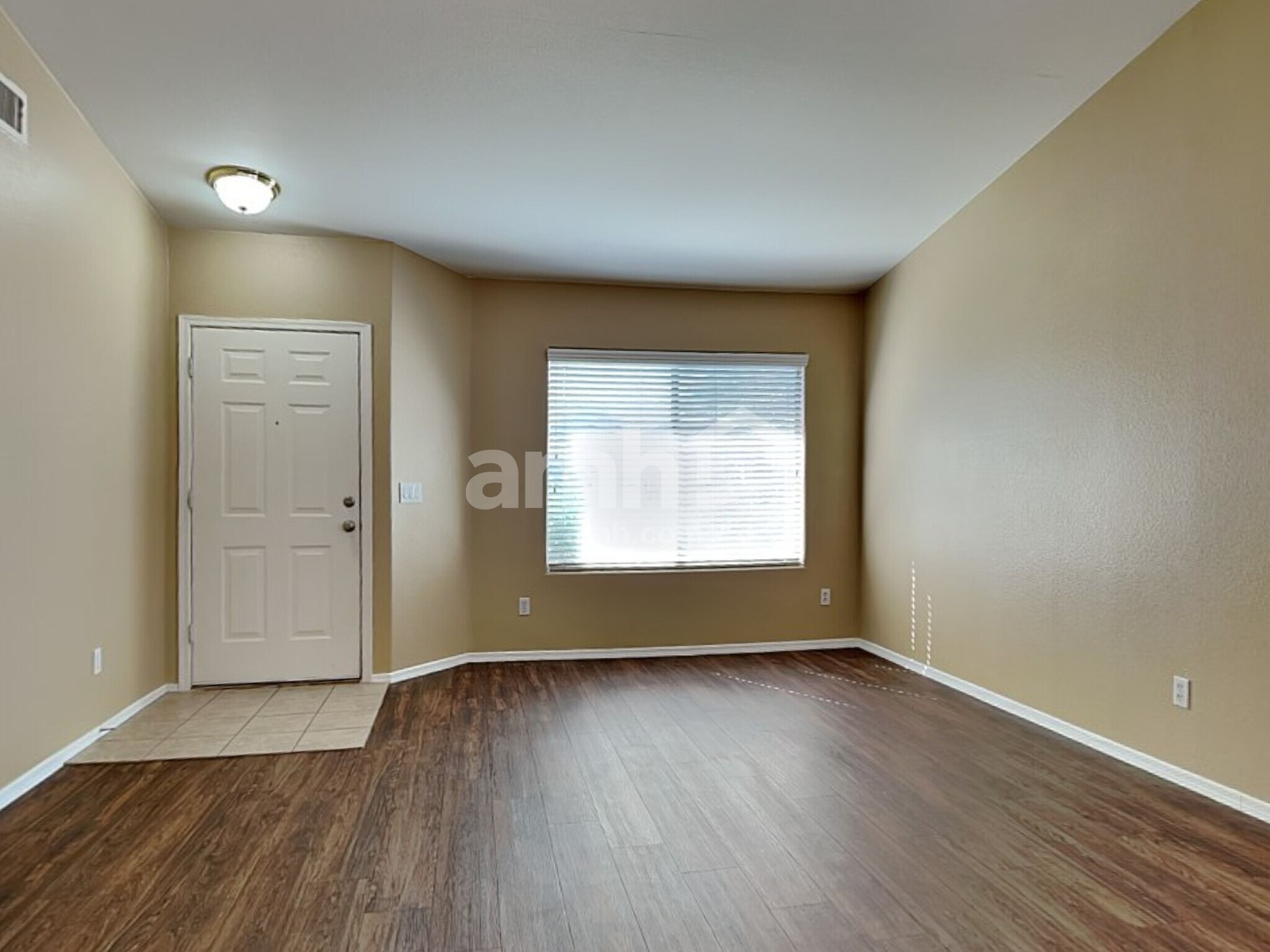 Building Photo - 6222 W Southgate St