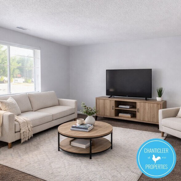 Building Photo - 1501 Chapel Hill Rd