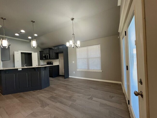 Building Photo - 8722 SW 40th Ter